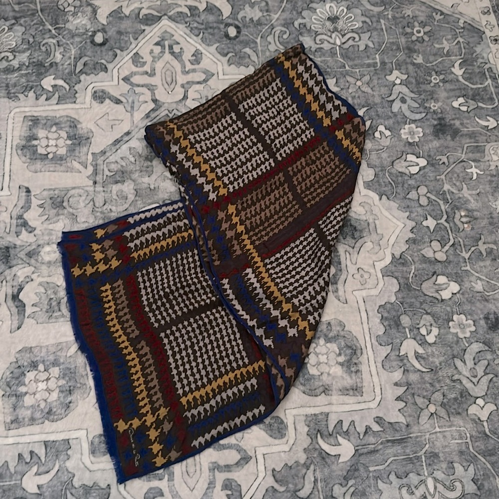 Oscar de la Renta silk scarf with raw edges